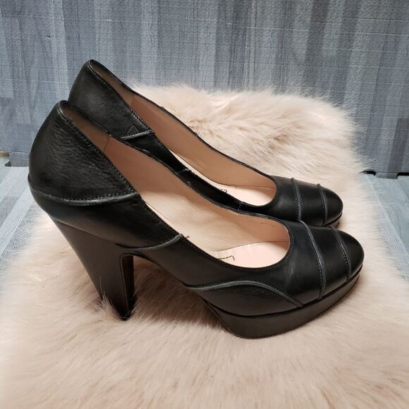 L'autre Chose Black Leather heel shoe - Picture 1 of 7